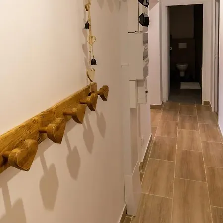 De Clelia Apartment *